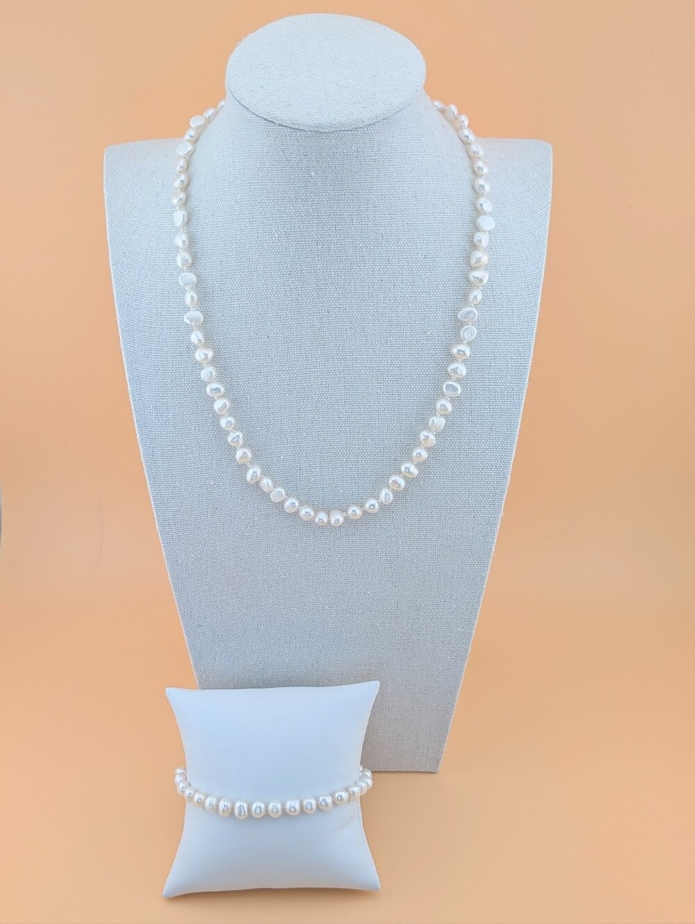 Genuine Hand Knotted Pearl Necklace & Bracelet Set